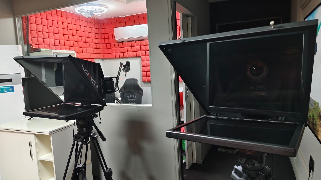 Cinematic Studio Background